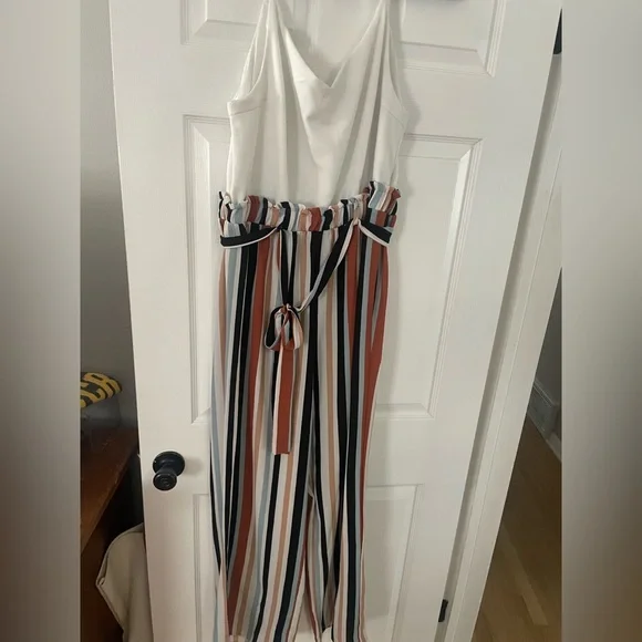 Jumpsuit - Picture 2 of 3